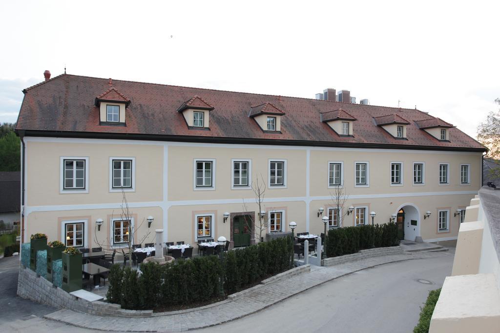 Ardagger Stift Landgasthof Winter מראה חיצוני תמונה
